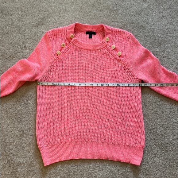J.Crew Hot Pink Crewneck Sweater Size M Ribbed Knit Buttons on Shoulder Preppy - Picture 6 of 7